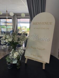 Panneau de bienvenue en bois personnalisé pour baptême Le Havre